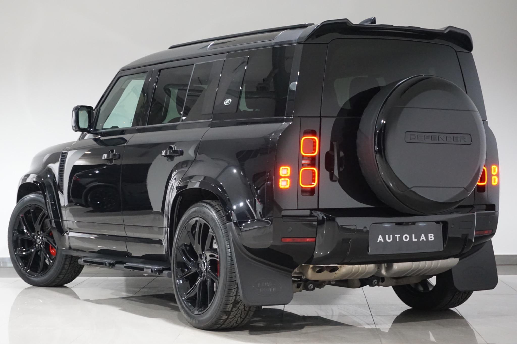 Land Rover Defender 110 3.0 D250 MHEV XS Edition Auto 4WD Euro 6 (s/s) 5dr